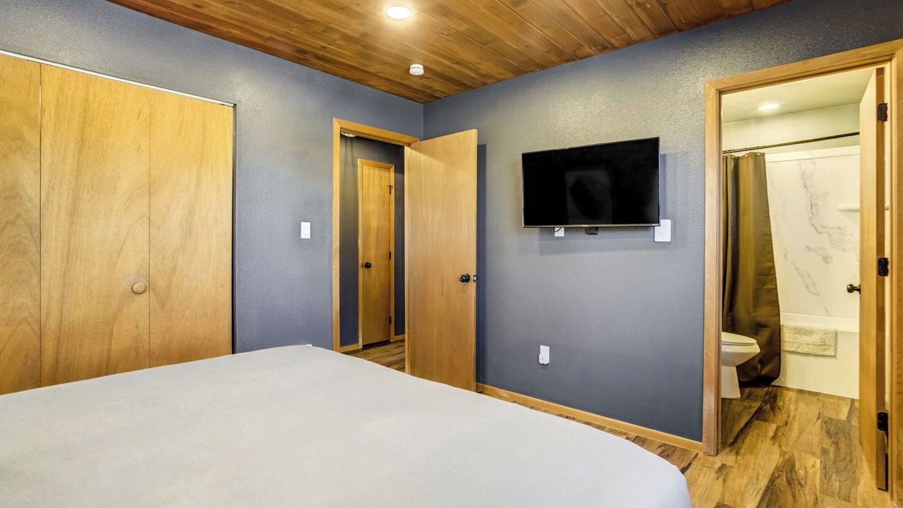 Photo of Bedroom in Florissant