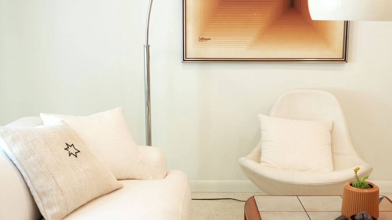 Photo of Livingroom in Dolphin Isles