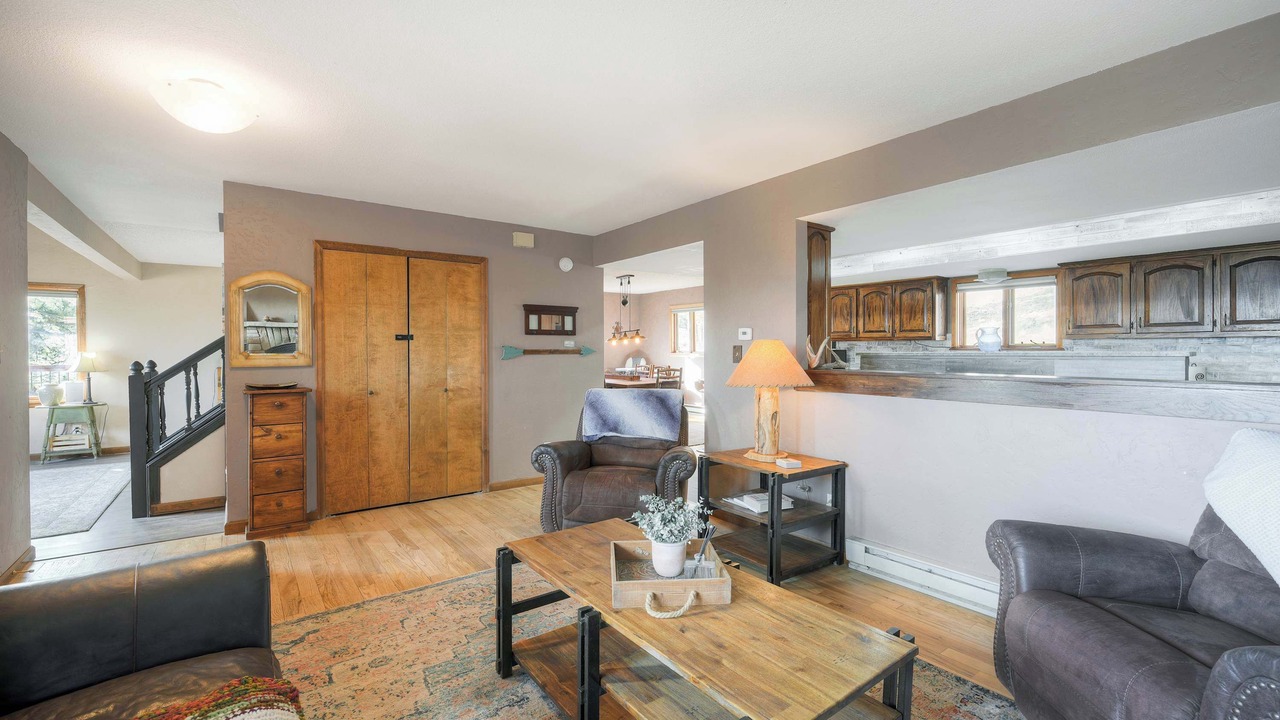Photo of Livingroom in Fairplay
