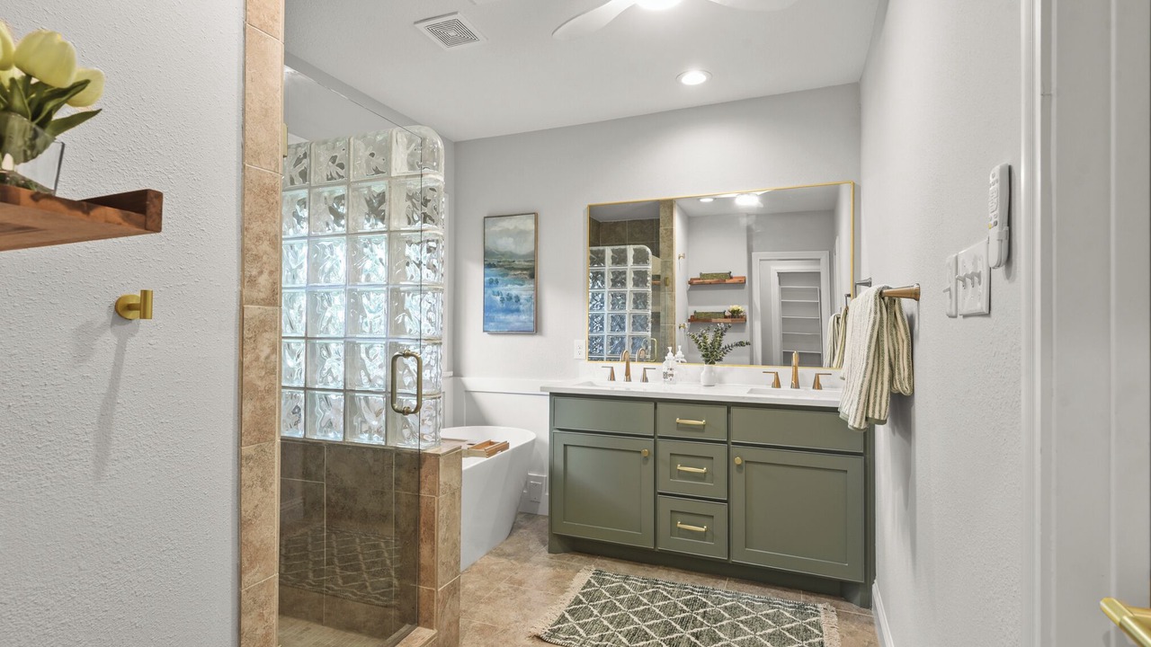 Photo of Bathroom in Indian Shores