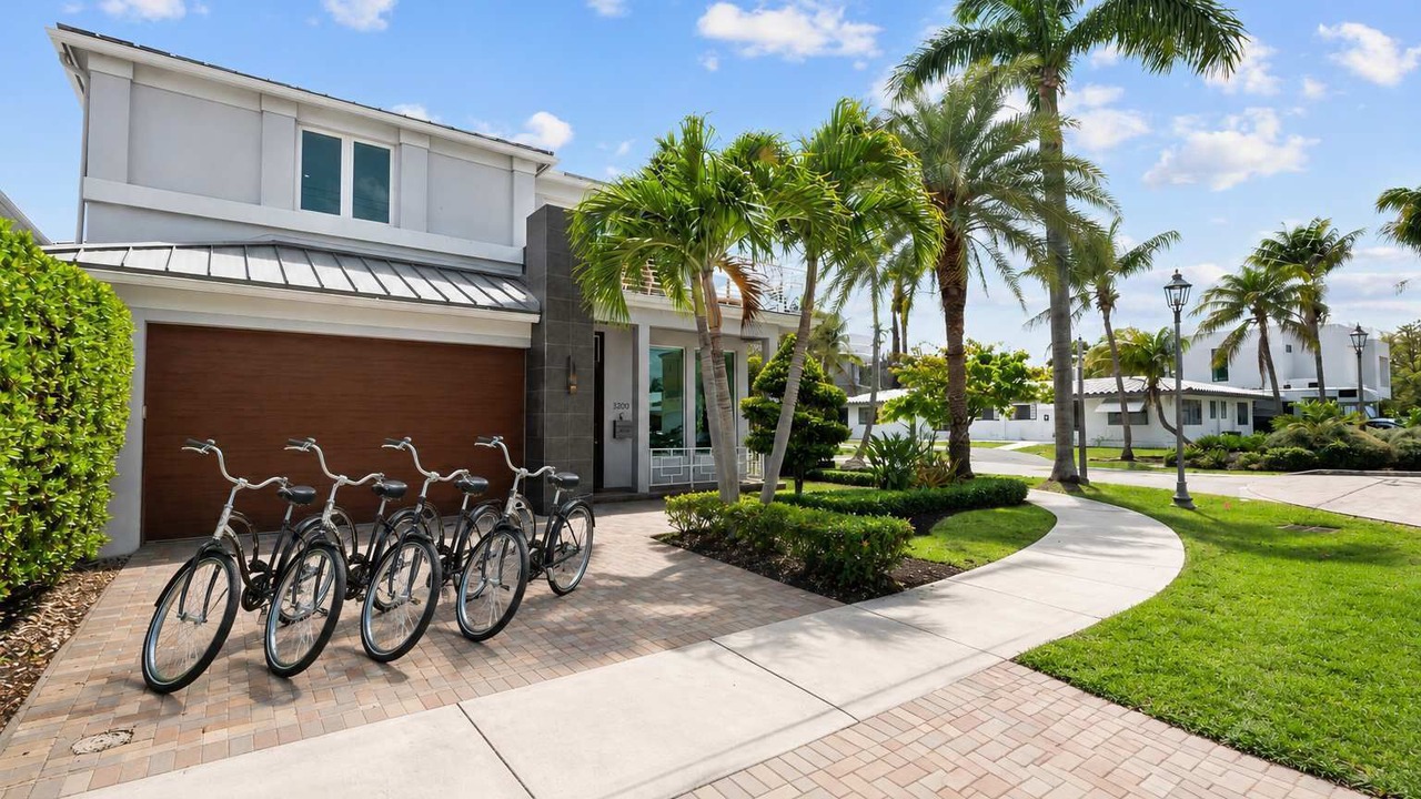Photo of Outdoor in Dolphin Isles