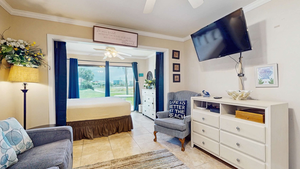 Photo of Bedroom in Navarre Beach