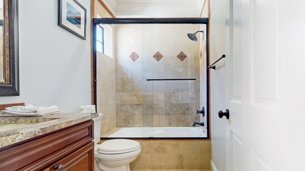 Photo of Bathroom in Villa Lago