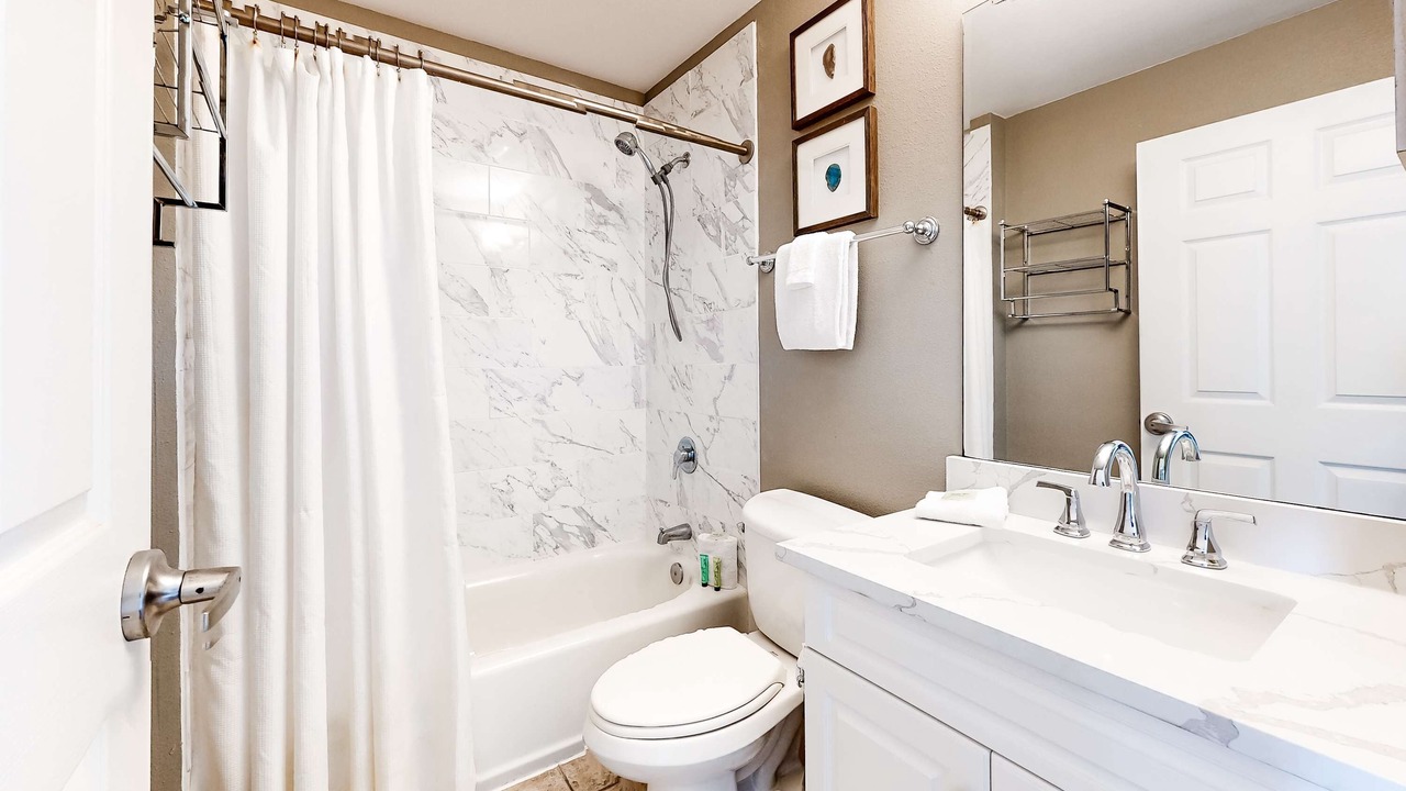 Photo of Bathroom in Gulf Place