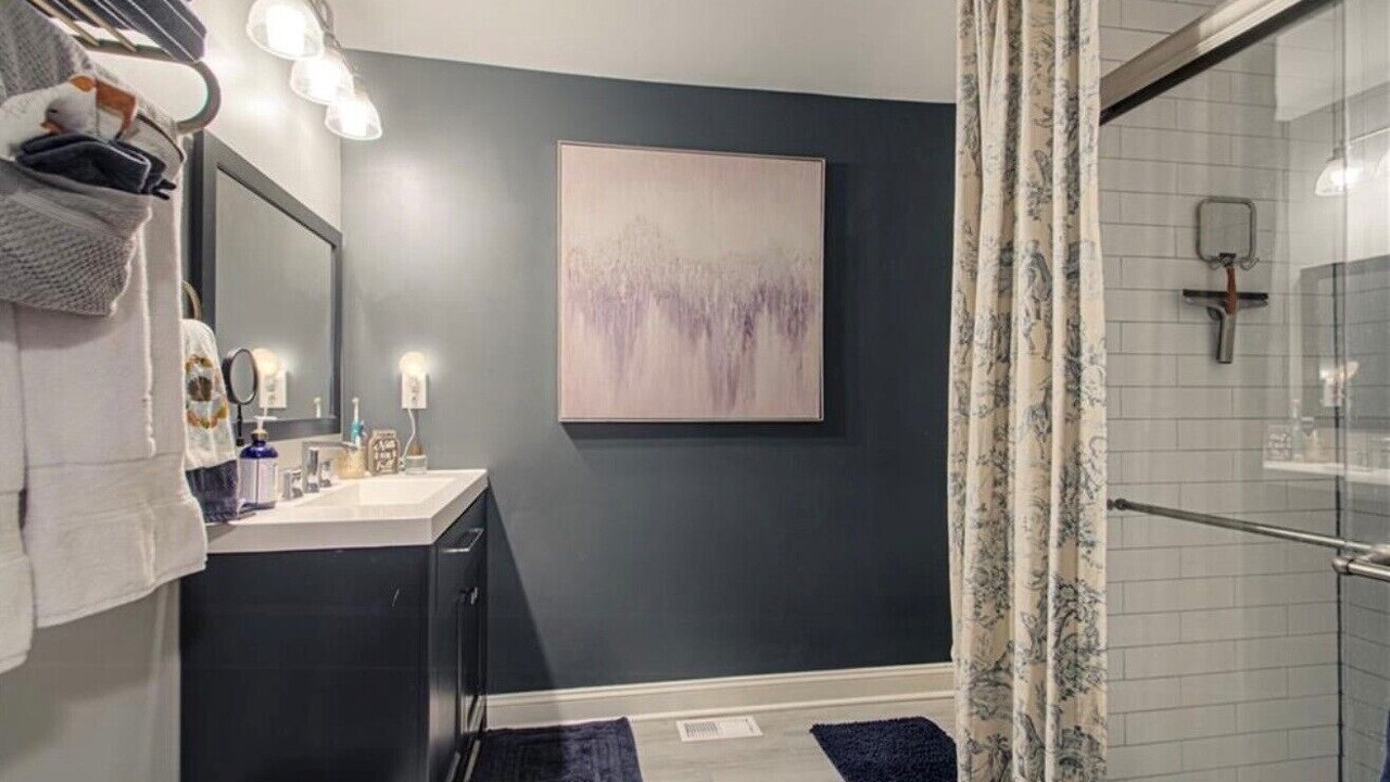 Photo of Bathroom in Midtown - Westport