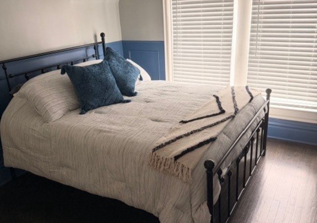 Photo of Bedroom in Midtown - Westport