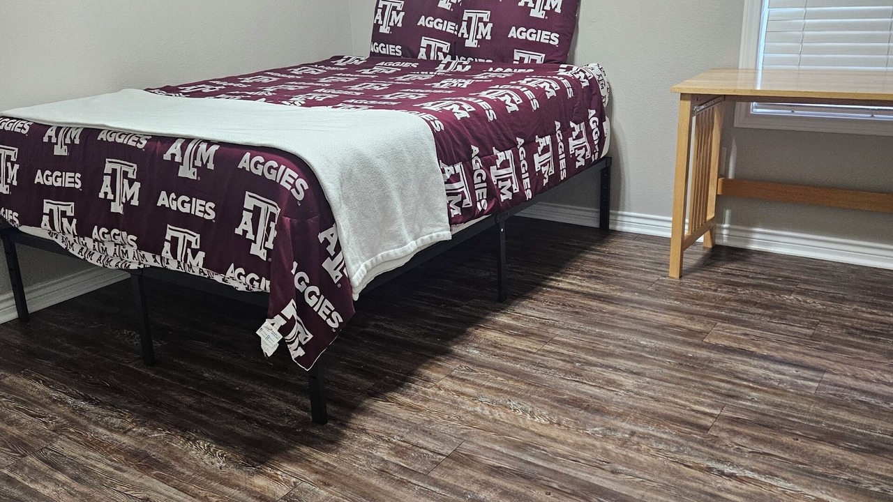 Photo of Bedroom in Wellborn