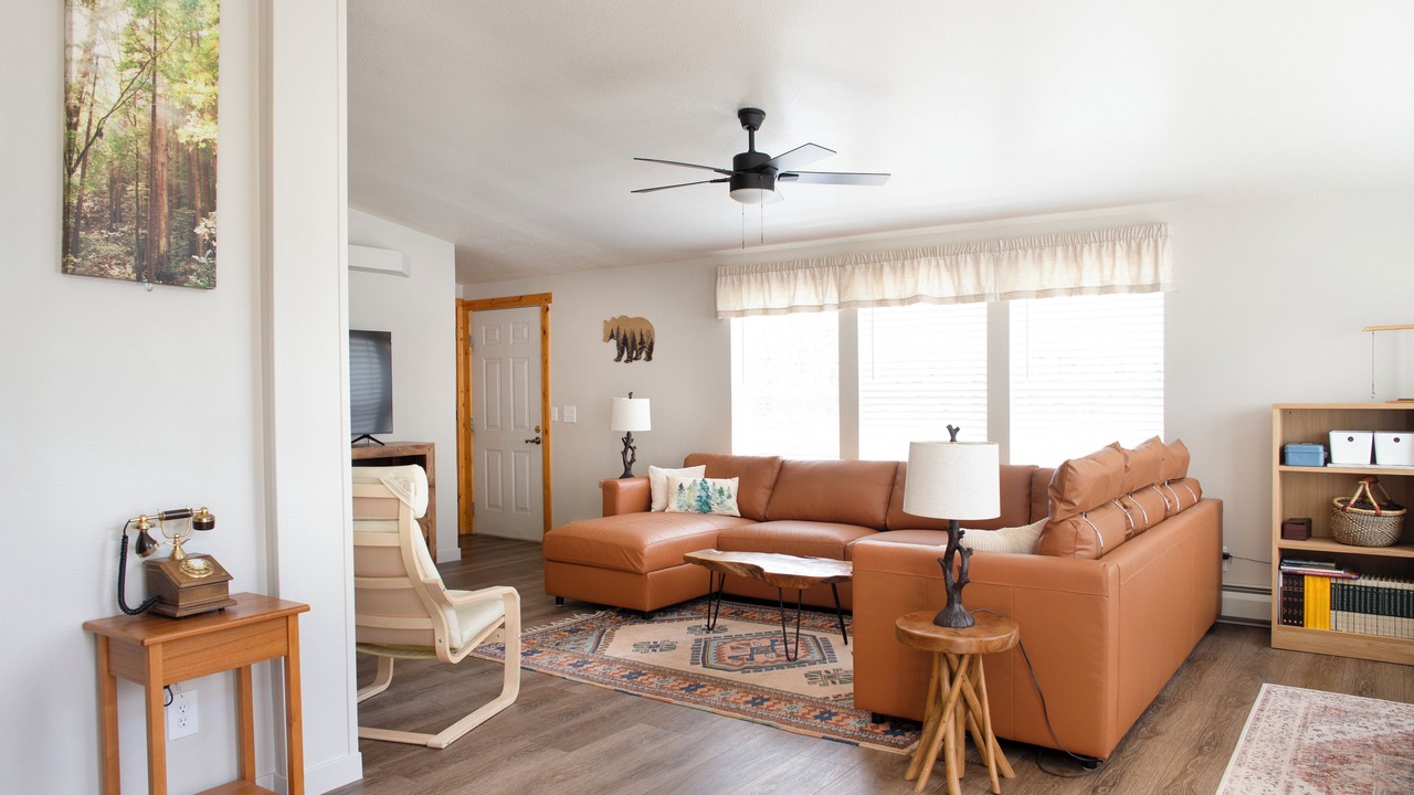 Photo of Livingroom in Howard