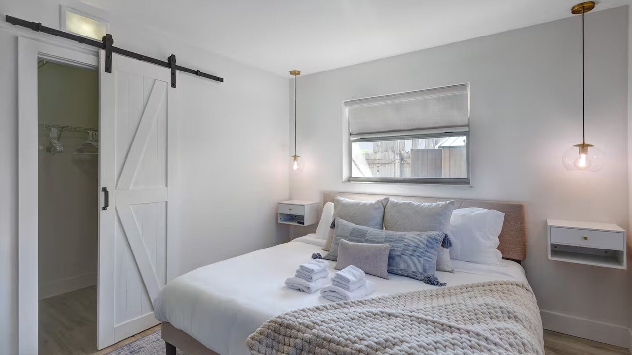 Photo of Bedroom in Deerfield Beach