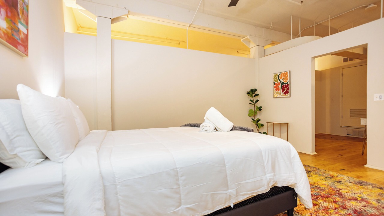 Photo of Bedroom in River Market