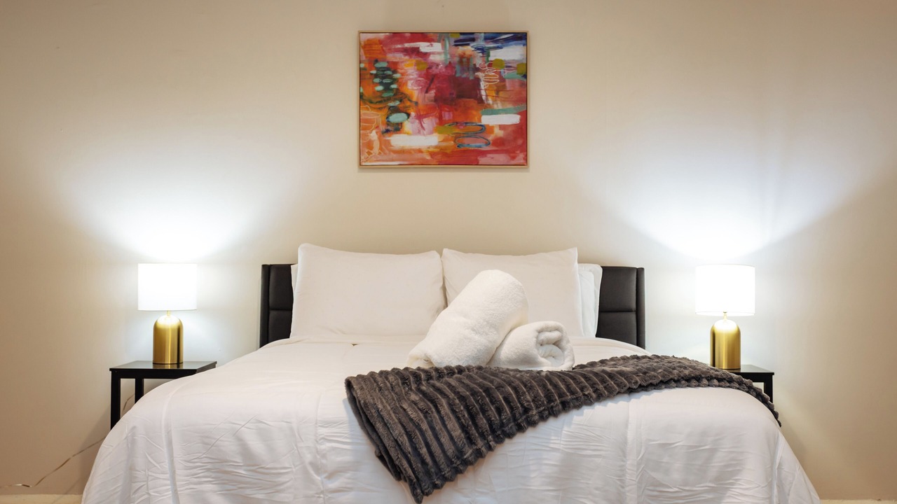Photo of Bedroom in River Market