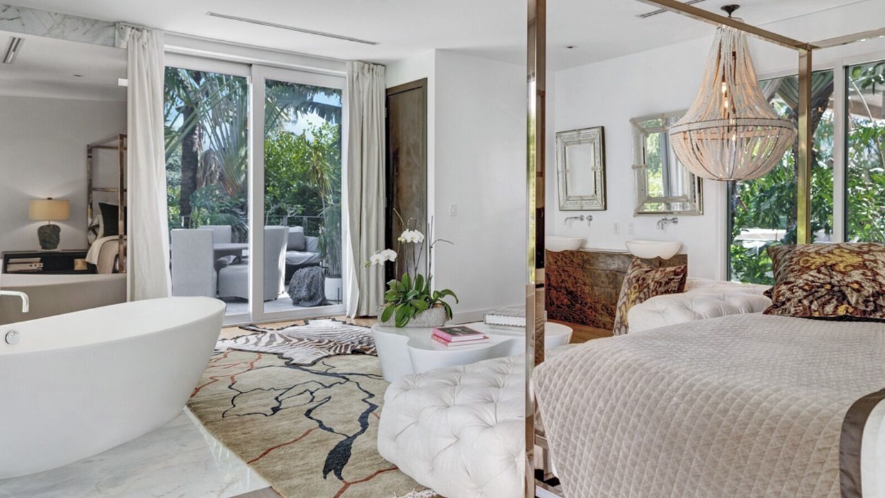Photo of Bedroom in Venetian Islands