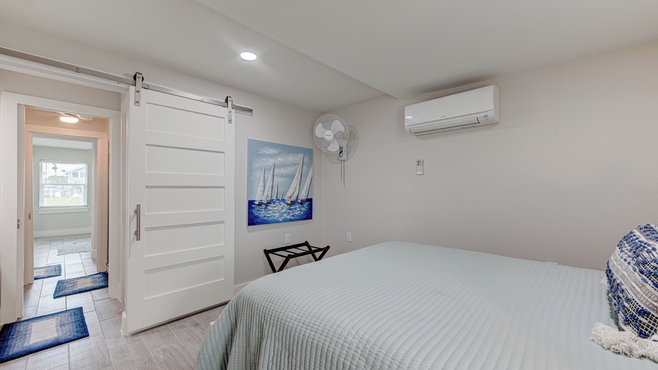 Photo of Bedroom in Key Allegro