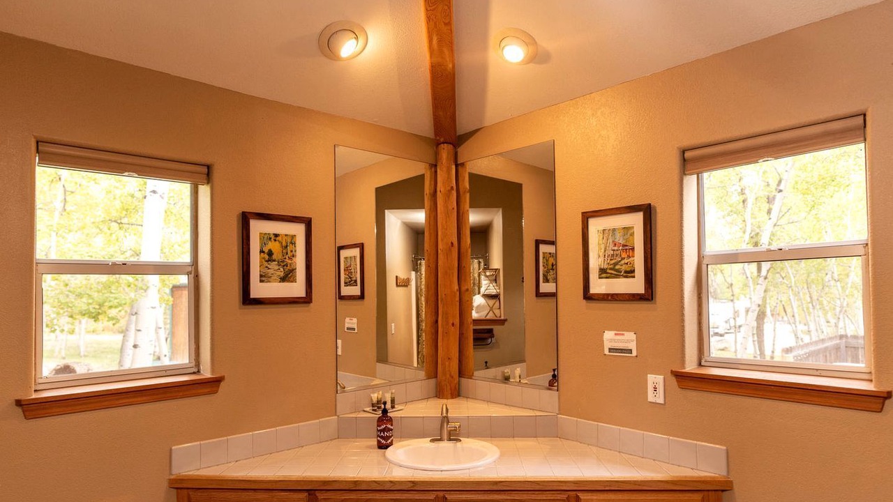 Photo of Bathroom in Salida