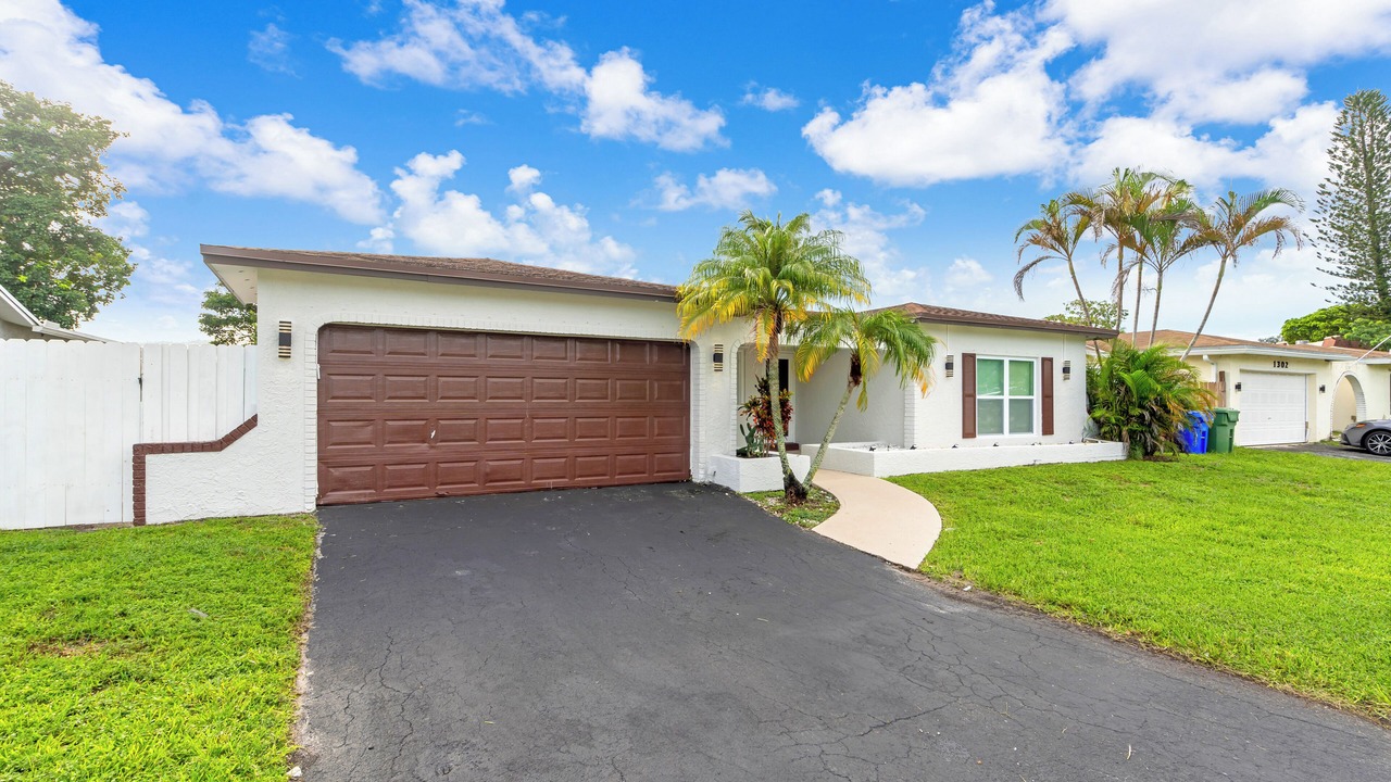 Photo of Outdoor in Pembroke Pines