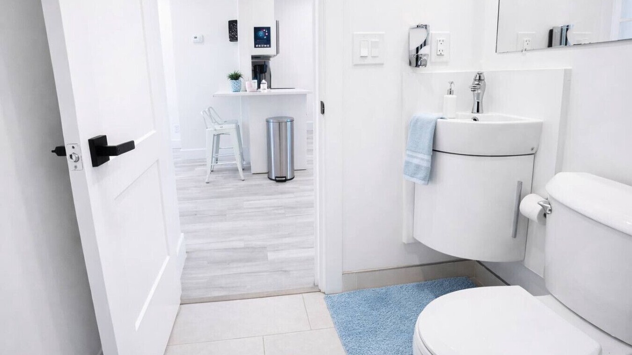Photo of Bathroom in East Daytona