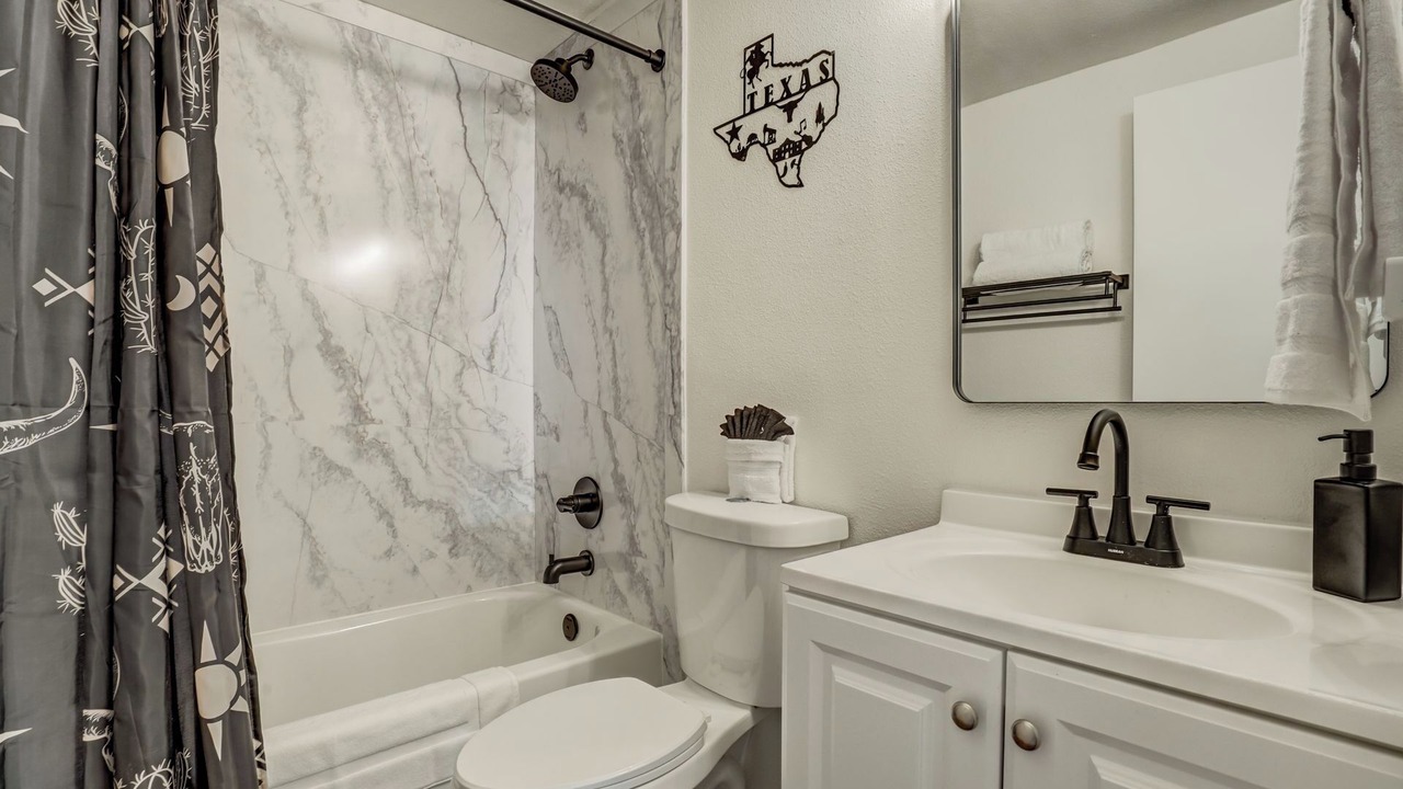 Photo of Bathroom in Cimarron Hills