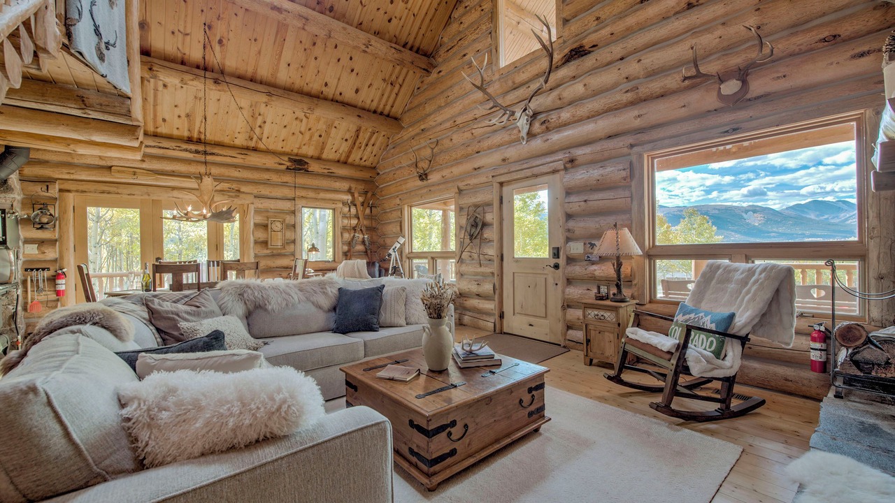 Photo of Livingroom in Michigan Hill