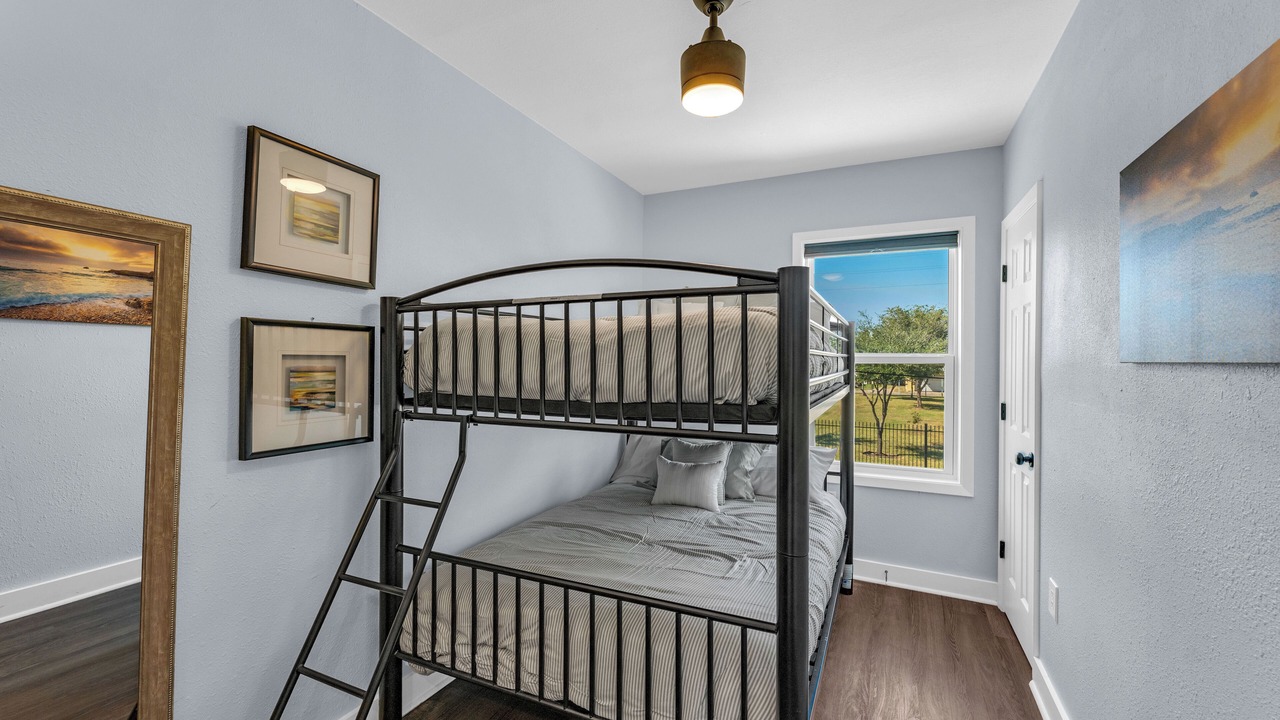 Photo of Bedroom in Galveston
