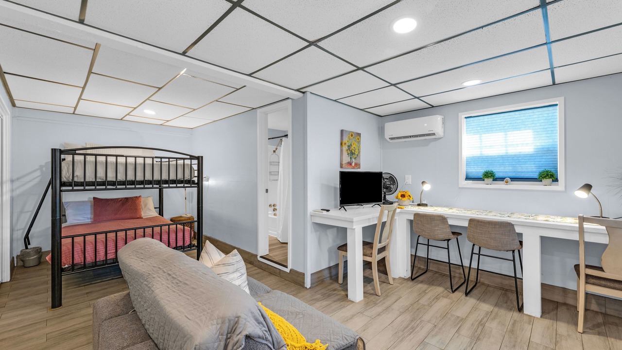 Photo of Bedroom in Galveston