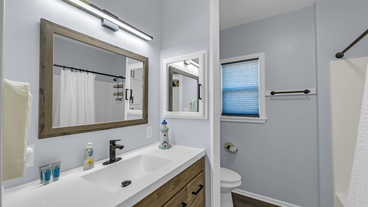Photo of Bathroom in Galveston