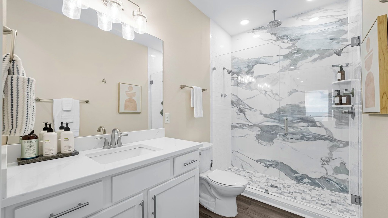 Photo of Bathroom in Indian Pass