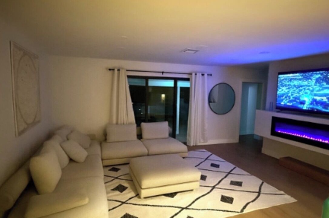 Photo of Livingroom in Deerfield Beach