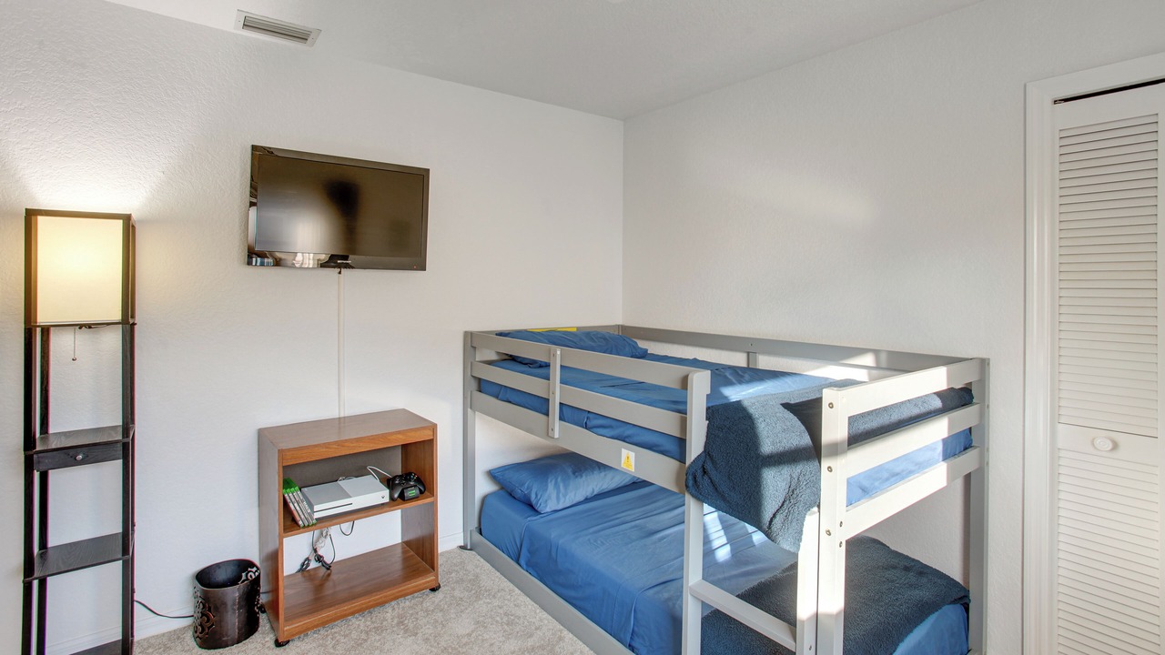 Photo of Bedroom in Gulf Cove