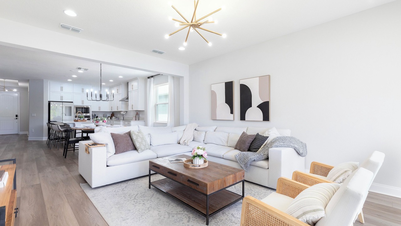 Photo of Livingroom in DeBary