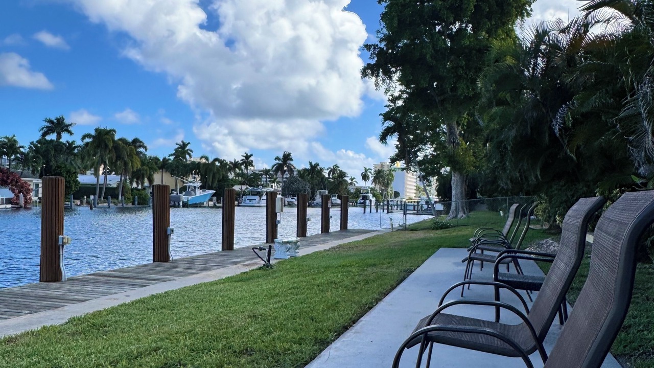 Photo of Patio Balcony in Harbor Village