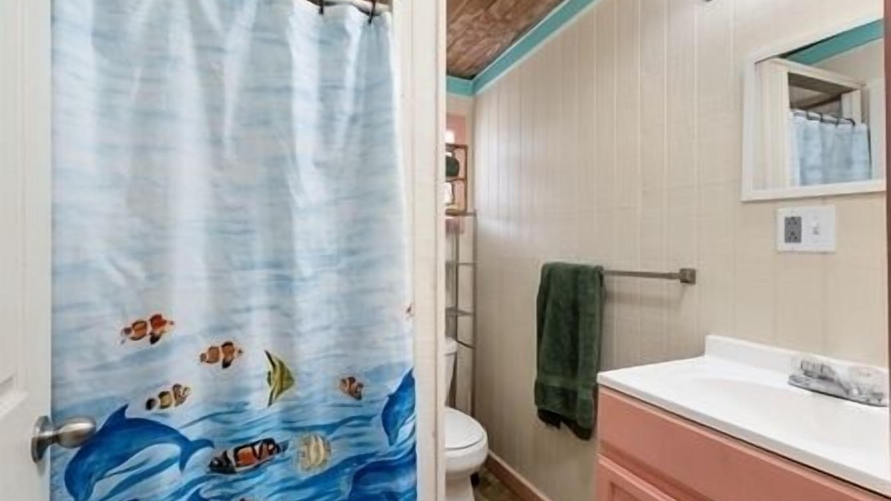 Photo of Bathroom in Port Mansfield