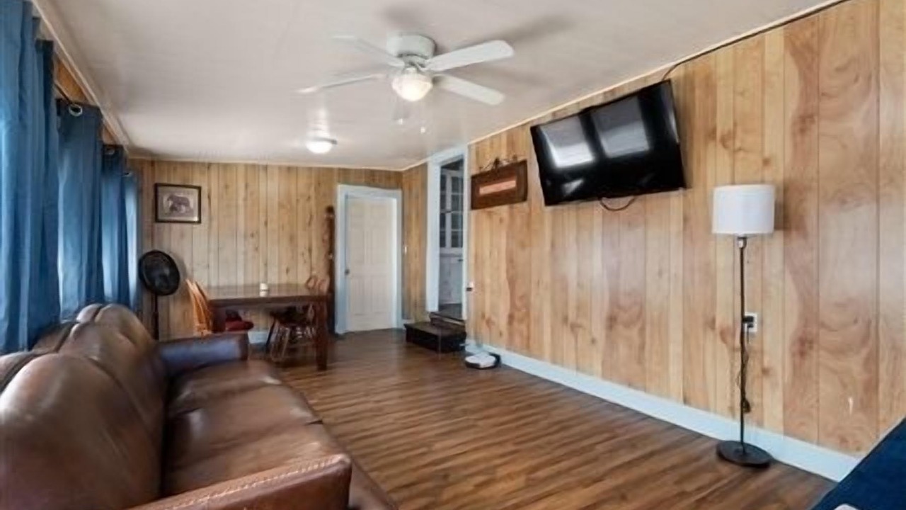 Photo of Livingroom in Port Mansfield