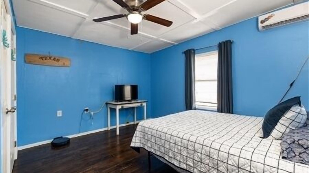 Photo of Bedroom in Port Mansfield