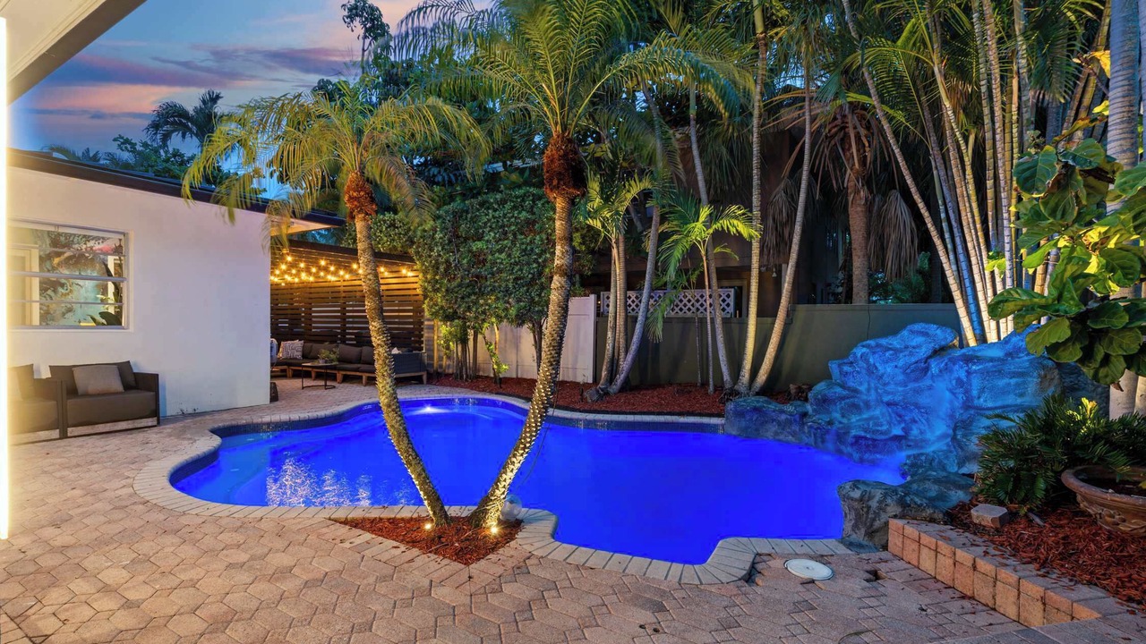 Photo of Outdoor in Lauderdale Beach