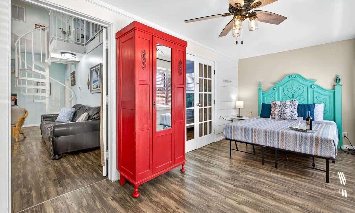 Photo of Livingroom in Clearwater Beach