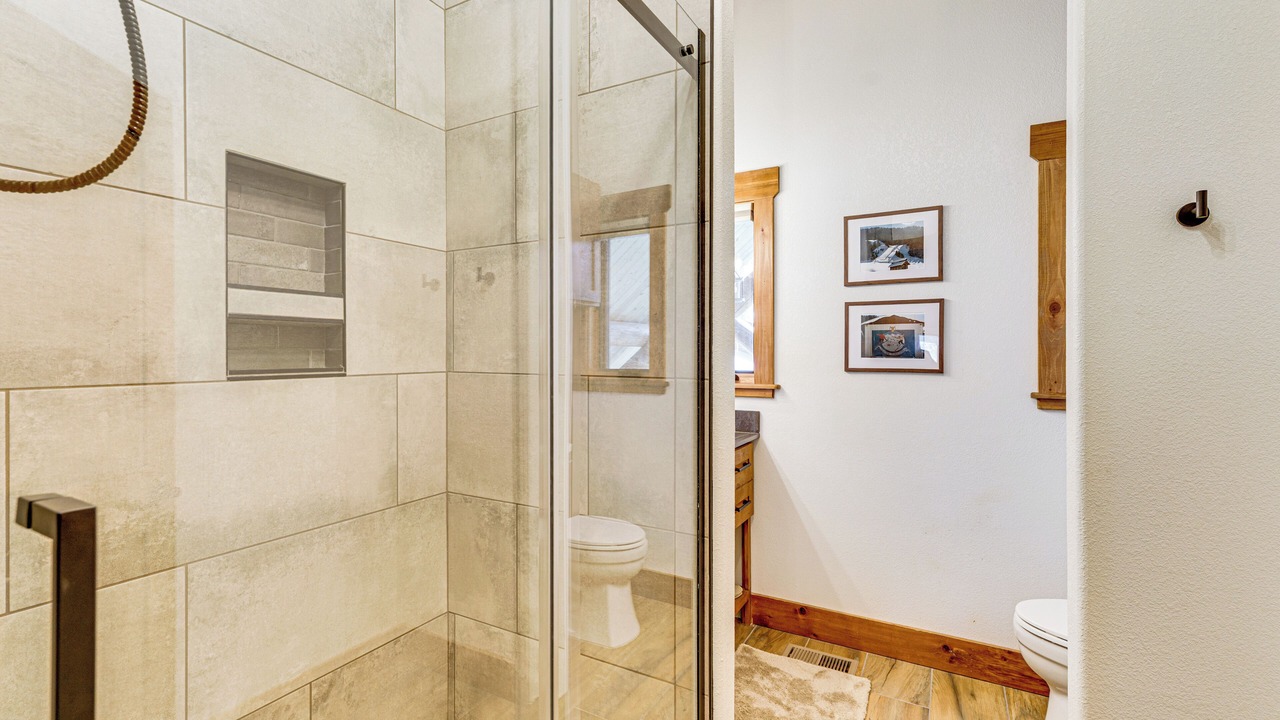 Photo of Bathroom in Red River