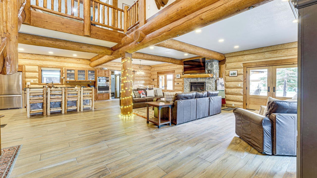 Photo of Bedroom in Red River