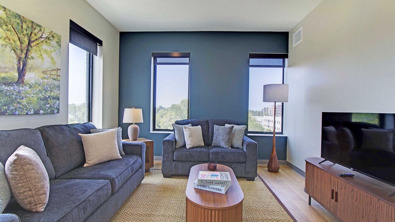 Photo of Livingroom in Cleveland