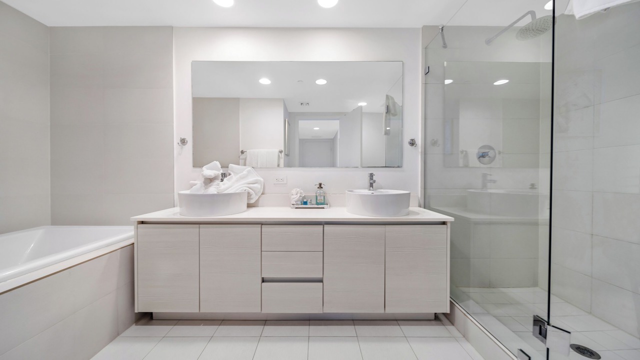 Photo of Bathroom in Hallandale Beach