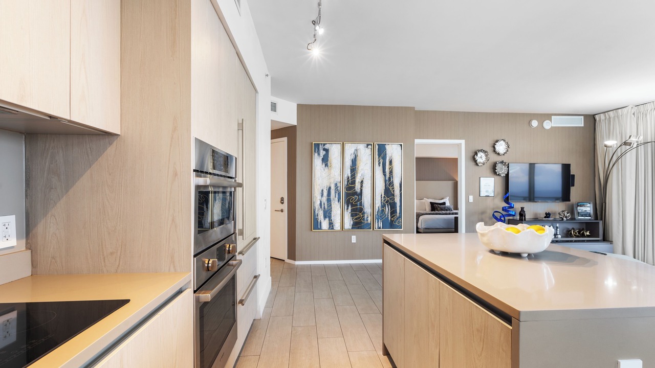 Photo of Kitchen in Hollywood South Central Beach