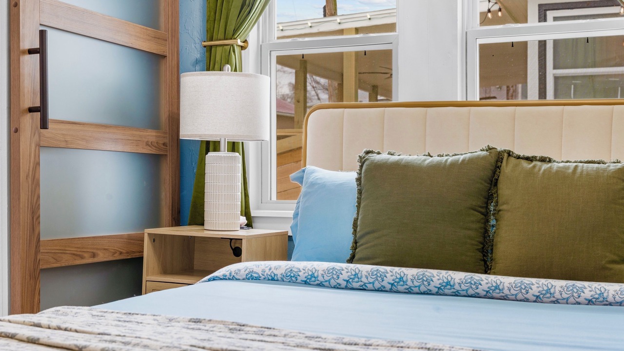 Photo of Bedroom in Rockaway Beach