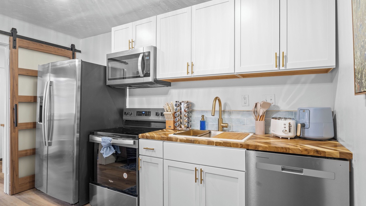 Photo of Kitchen in Rockaway Beach