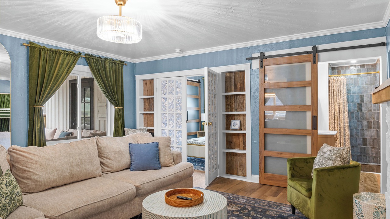 Photo of Livingroom in Rockaway Beach