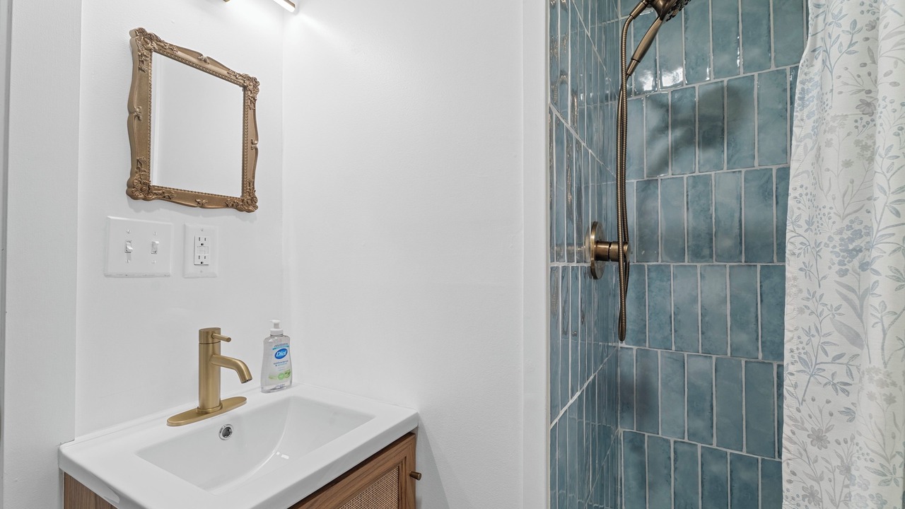 Photo of Bathroom in Rockaway Beach