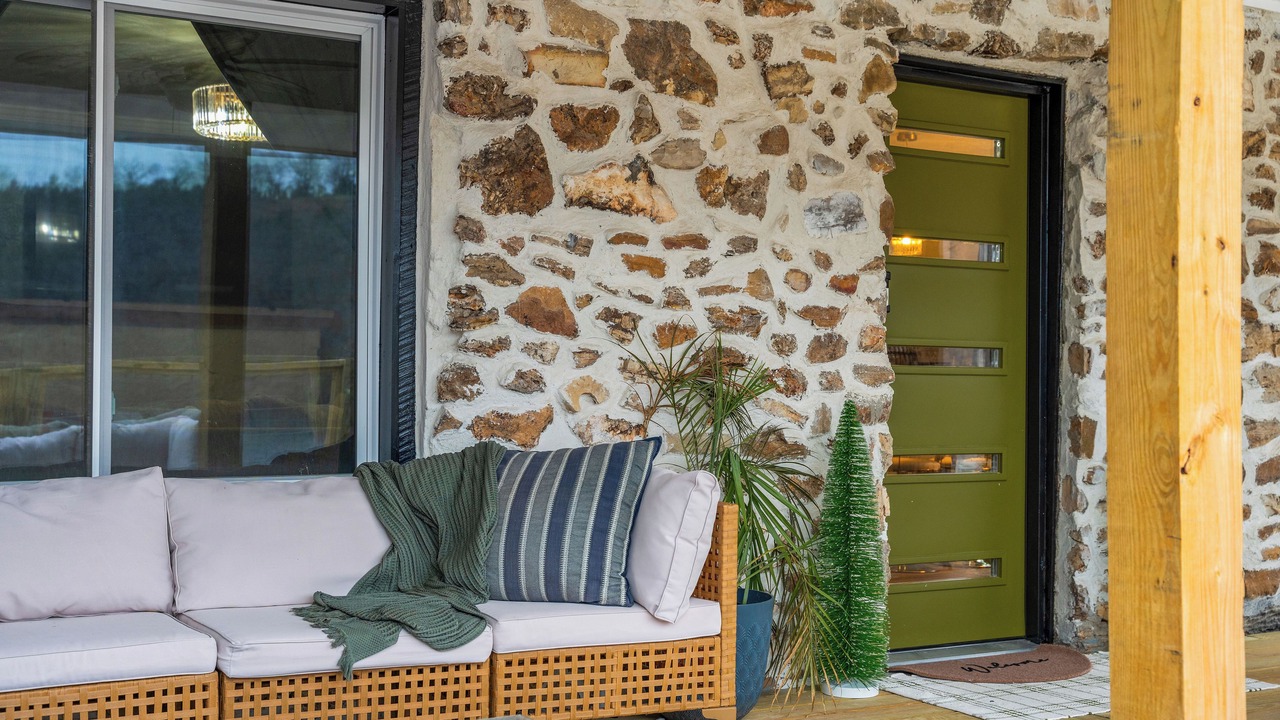 Photo of Patio Balcony in Rockaway Beach
