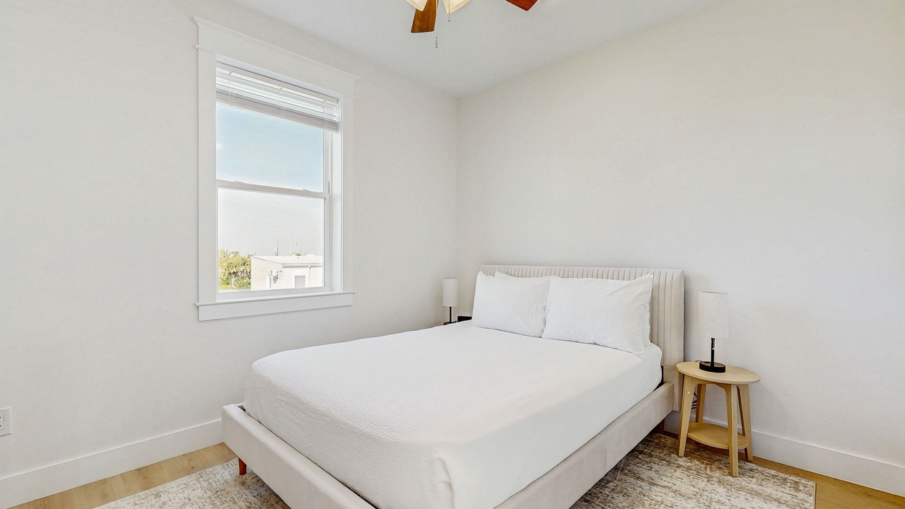 Photo of Bedroom in Galveston
