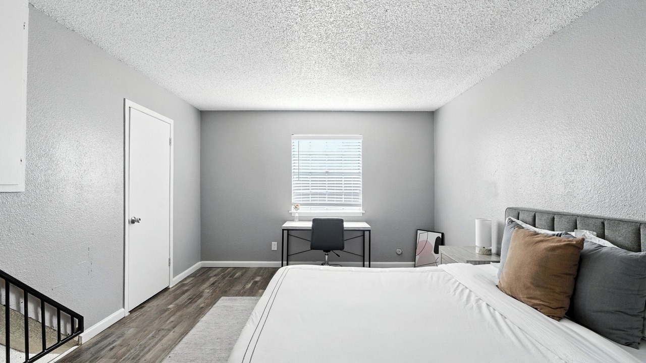 Photo of Bedroom in South Arlington