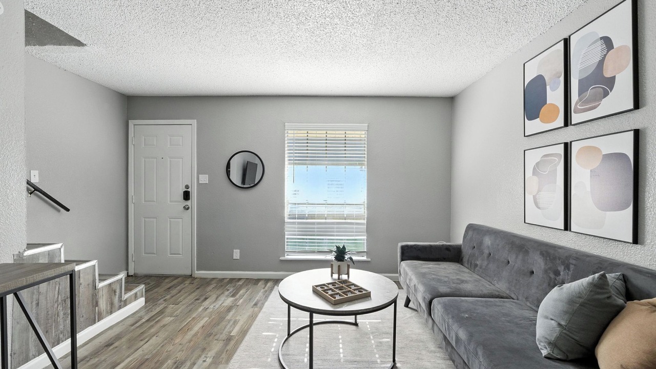 Photo of Livingroom in South Arlington