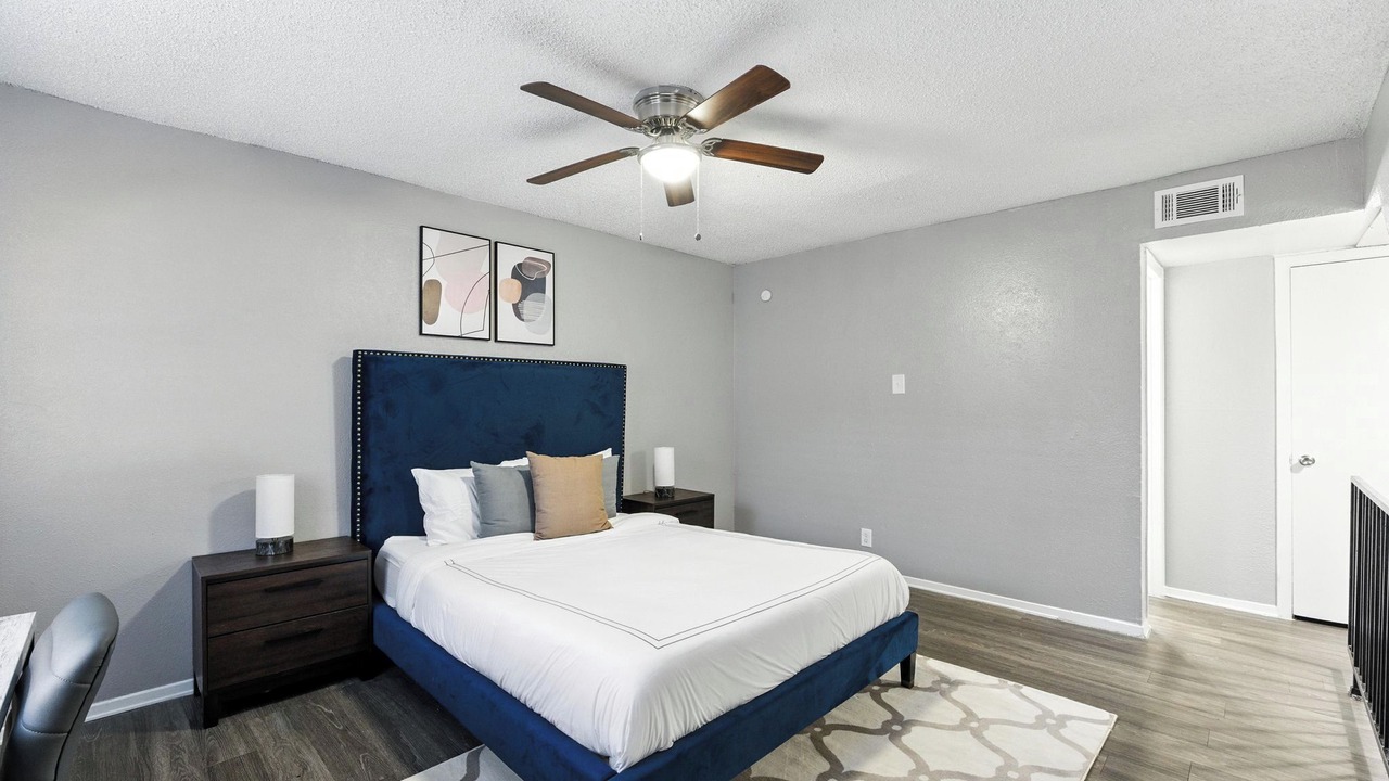 Photo of Bedroom in South Arlington