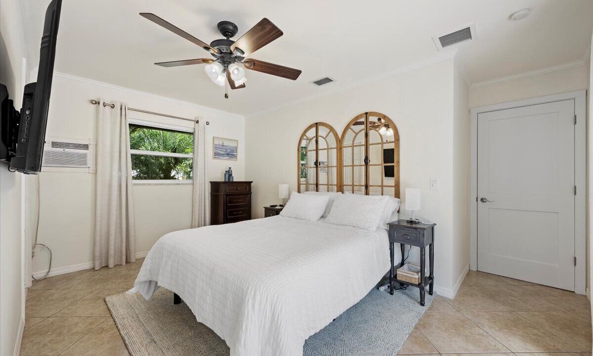 Photo of Bedroom in Jupiter Farms